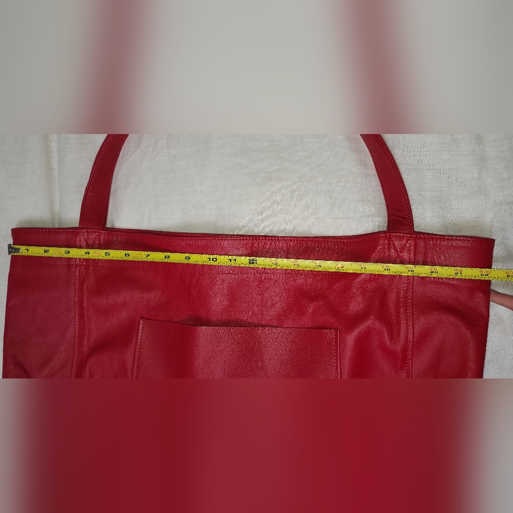 OVERSIZED LAMB LEATHER STATEMENT TOTE IN TOMATO RED - Picture 11 of 16